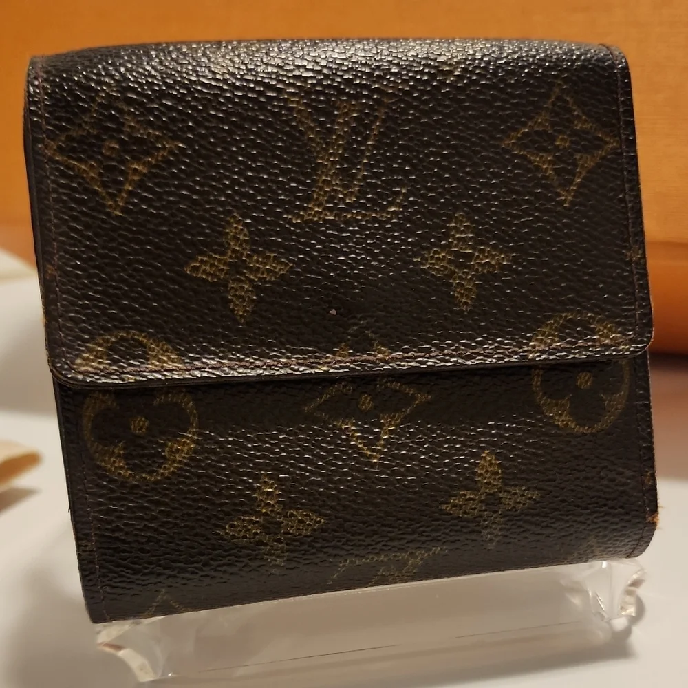 Louis Vuitton Dark Brown Monogram Wallet - Picture 4 of 11